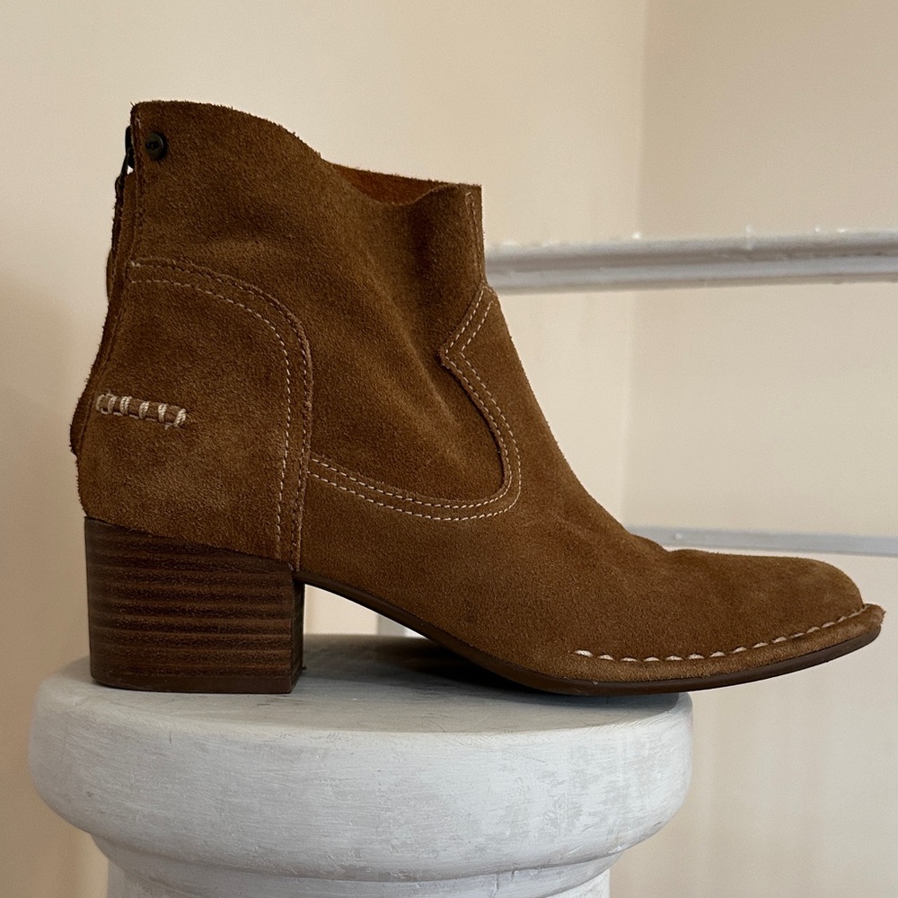 UGG Chestnut Suede Ankle Boots